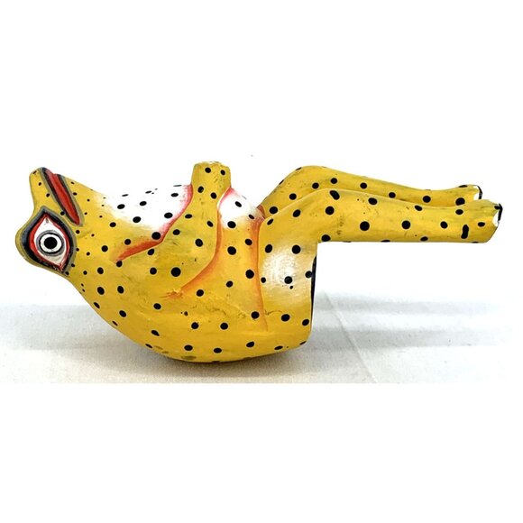Indonesian Hand Carved Folk Art Yellow Frog Shelf Sitter Wood Décor 7.5" - Picture 2 of 6